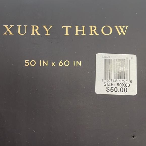 Lacourte hand made blanket - Picture 5 of 12